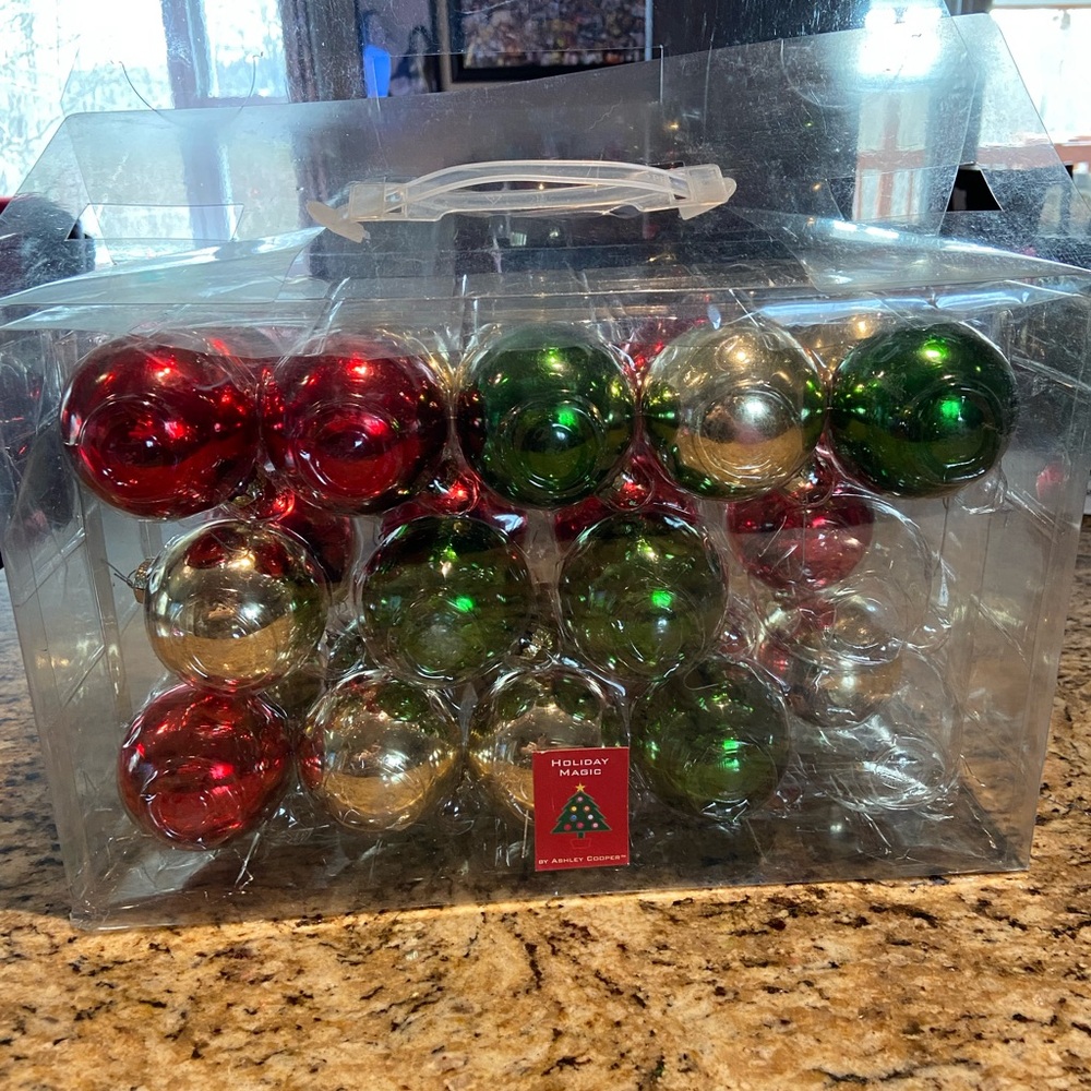 26-Red,Green,Silver Christmas ornaments. Orig price $25
